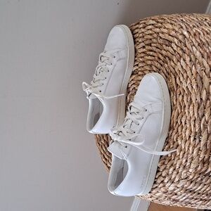 Vince Womens Janna Low Top White Leather Casual/Fashion/Athleisure‎ Sneakers S-7